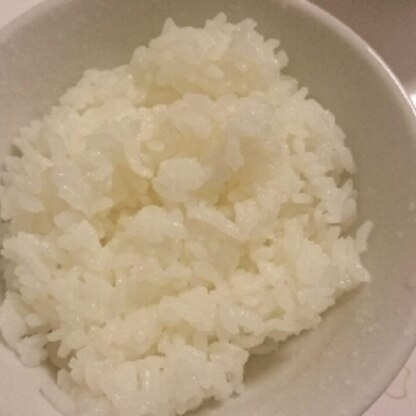 普通のお安いお米ですが美味しく炊けました♪(о´∀`о)